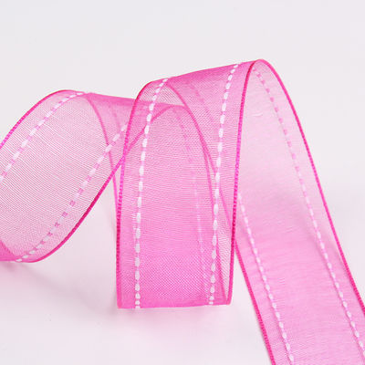 Çiçek hediye ambalajı için 25mm 38mm dikişli kenarlı poliester organza kurdele