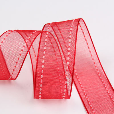 Çiçek hediye ambalajı için 25mm 38mm dikişli kenarlı poliester organza kurdele