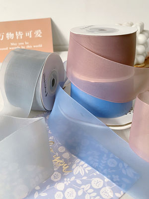 Yüksek yoğunluklu poliester organza kurdele 40 mm lüks hediye ambalajı için