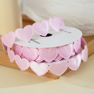 1.5cm*9m 2.5cm*9m Kalp Şekli Sevgililer Günü Poliester Hediye Kurdele Lüks Hediye Paketleme